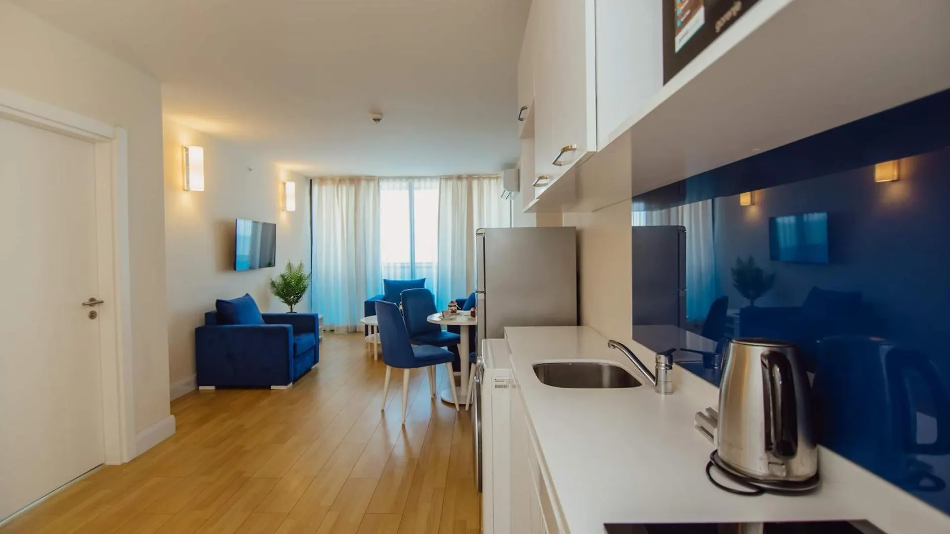 *****  Panorama Central Batumi & Black Sea View Hotel Georgien
